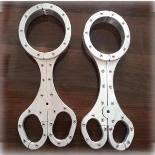 Luxury Aluminium Alloy Bondage Cangue Neck Collar Handcuffs Wrist Cuffs Restraint Yoke Pillory Adult Dog Slaves BDSM Sex Toy