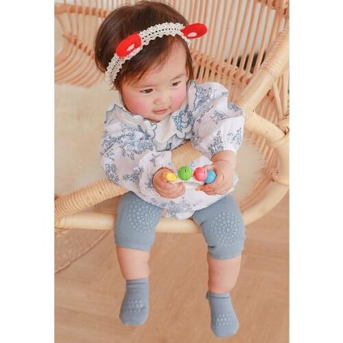 Baby Floor Socks Suit, Solid Color Nonslip Room Socks + Protective Knee Pads for Toddlers, Girls, Boys, 0-3 Years