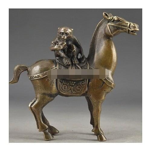 China Vintage Brass Handwork Hammered The Monkey Riding Horse Lucky Statue Crafts Home Furnishing Arts pure copper