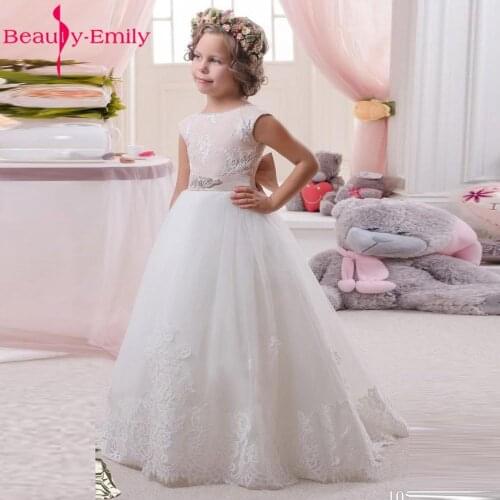 2019 White Flower Girl Dresses Elegent beautiful A Line Sleeveless Long Lace Bead Crystal Girl Gowns for Weddings Party Dress