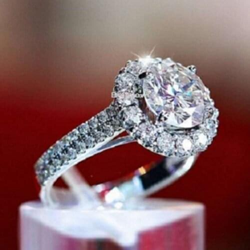 Sparkling Big Round Ring Crystal Classic Jewelry Female Engagement Rings for Women Party