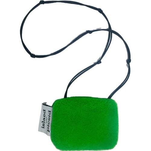 2020 New Womens Bag Handbag Wool Crossbody Bag Simple and Cute Small Bag Plush Shoulder Bag All-match Mini Bag