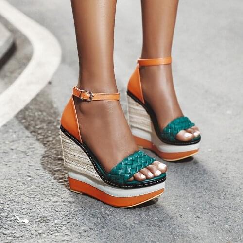 Plus Size Bohemian Women Sandals Ankle Strap Straw Platform Wedges For Female Shoes PU High Heels Buckle Wedge Heel Sandal 35-39