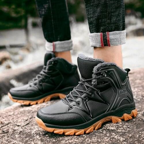New Arrives Men Boots Anti-Skidding Leather Shoes Men Fashion trend Comfortable Spring Autumn Men Shoes Short Plush Snow Boots