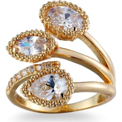 Korean Twisted Leaves Flower Rhinestone Open Ring Gold Color Finger Ring For Women Statement Adjustable Ring Wholesale