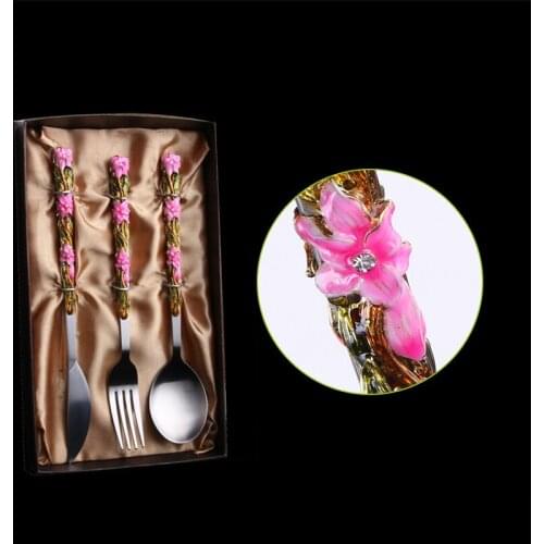 European Enameled Flatware Set Flowering Pattern Steak Knife Cafe Shops Dessert Forks Restaurant Soup Spoon Christmas Gift Set