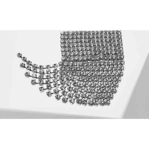 Amorita boutique Square tassel design flash pin fashion brooch