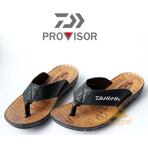 2020 DAIWA Fishing Leather Non-slip Sandals Summer New Casual Clip Foot Shoes Mens Breathable Beach Flip Flop Sandals 38-44