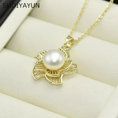 SHDIYAYUN Gold Pearl Necklace Real Freshwater Pearl Jewelry 925 Sterling Silver Jewelry Geometric Flower Choker Necklace Pendant