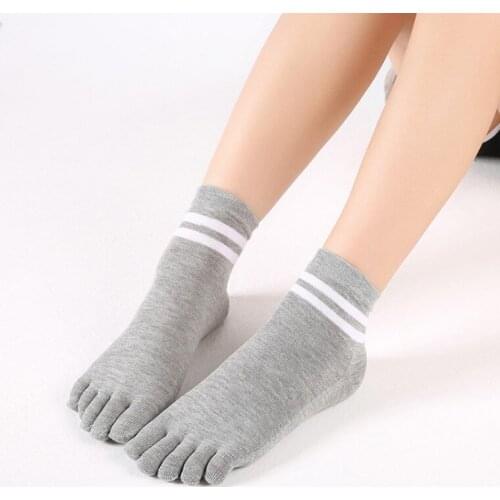 Women Toe Socks Cotton Striped Colorful Ladies Five Finger Socks Cute Harajuku Calcetines Medias De Mujer Streetwear Soks Girls