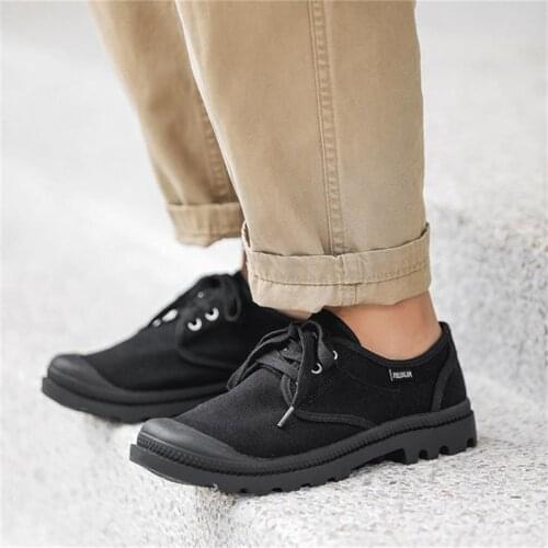 Men Classic Canvas Shoes Low Top Vulcanize Trainers Athletic Sneakers for Men Flat Casual Shoes Designer Male Canvas Shoes