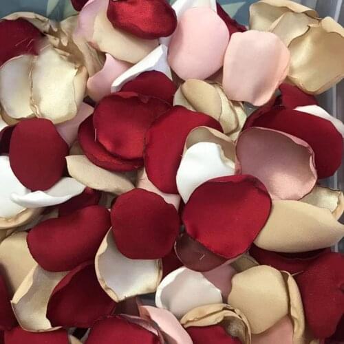 200 Pieces /bag Artificial Silk Rose Petals Satin Petals Silk for Weddings Silk Handmade Soft Satin Rose Petals Dried Flowers