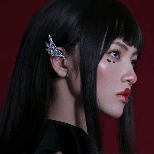 Fashion Charm Fairy Free Wing Gold Color Earrings Ear Pandent No Ears Pierced Exquisite Elegant Jewelry Friendship Wedding Gift