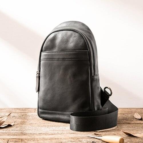 New Mens Chest Bag Tide Leather Personality Casual Shoulder Messenger Bag Vintage Soft Men Black