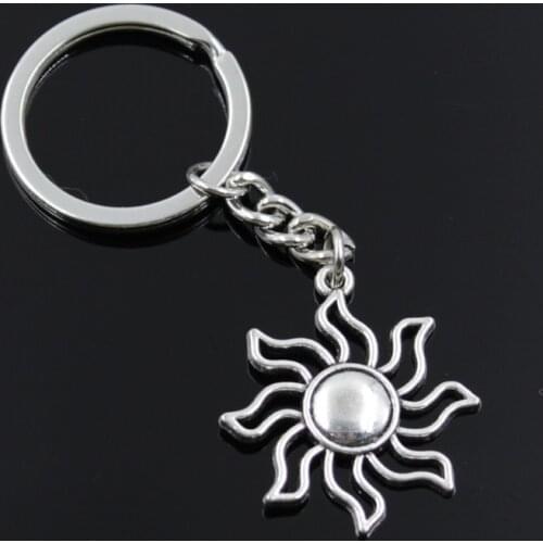 New Fashion Men 30mm Car Keychain DIY Metal Holder Chain Vintage Sun Sunburst 34x30mm Silver Color Pendant Gift