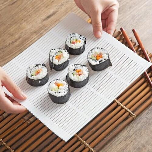High Quality Rice Sushi Roll Food Rolling Mats Kitchen Sushi Tool Curtain Practical Handmade Sushi Tools Cooking Accessories