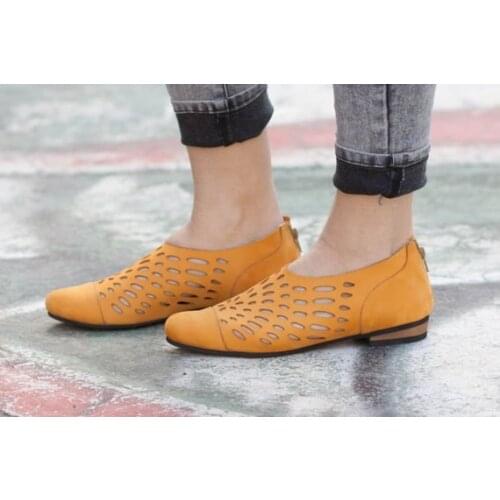 After the spring and summer of 2019 new products leisure zipper hole hole shoes 40-43 single shoes