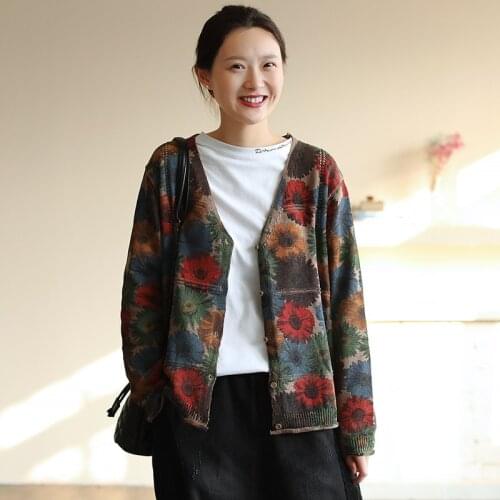 2020 female new spring plus size vintage art v-neck cotton knitted outerwear loose painted printed sweater cardigan