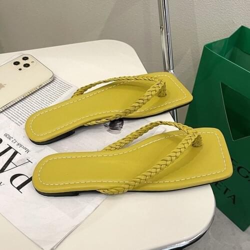 2021 Summer Beach Flip Flops Women Flats Fashion Slip-On Slippers Outdoor Sandals For Women Shoes White Casual Elegant Vintage