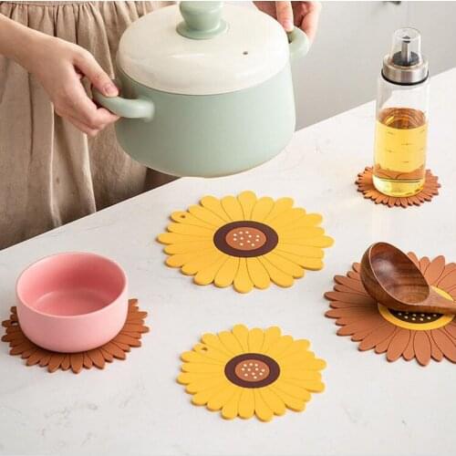 Sunflower Coasters Table Mat PVC Soft Rubber Heat Insulation Non-Slip Placemats Kitchen Decoration Accessories Home Supplies