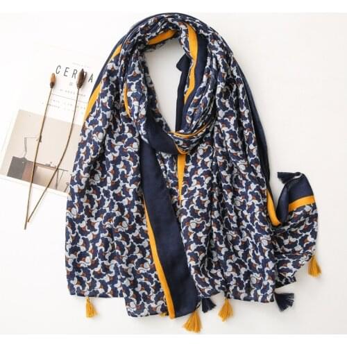 Winter Bright Floral Scarf Ginkgo Leaves Pattern Shawl for Women Classic Large Travel Wrap Head Scarf