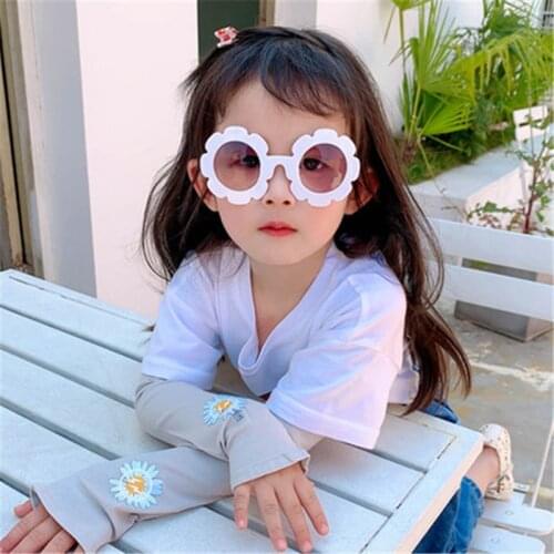 2021 Children Cute Cartoon Flower Heart Sunglasses Kids Round Glasses Baby Fashion Colors Sunglasses Boys Girls Eyewear Candy