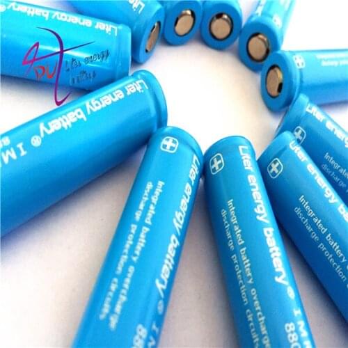 4pcs! 3.7V 880mAh 14500 Li-ion Battery Rechargeable Lithium AA Battery for LED Flashlight Headlamp
