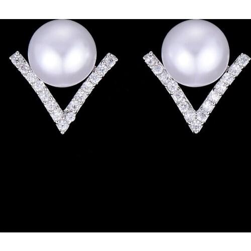 LARRAURI Charms Small Simulated-Pearl Earrings For Women Trendy AAA Cubic Zirconia Stud Earrings korean Gold Silver Jewelry Gift