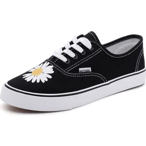 Womens Canvas Casual Shoes Breathable Walking Shoes Embroidered Flat Woman Vulcanize Zapatillas Mujer Fashion Black Skateboard