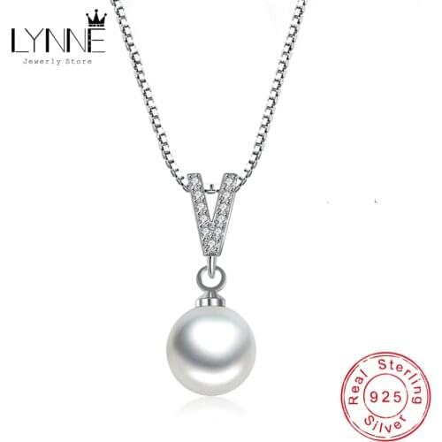 New 925 Sterling Silver Freshwater Pearl CZ Pendant Necklace Fine V Glyph Rhinestone Drop Necklaces Women Wedding Jewelry Gift