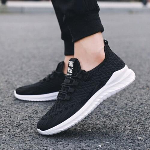 2021 Summer Mens Lightweight Comfortable Mesh Sneakers Youth Simple Fashion Outdoor Walking Shoes Mens Trend Casual Shoes