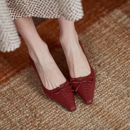 Women Pumps natural leather shoes 22-25 cm length Bowknot pointed toe fashion all-match women shoes 2 colors shoes women heels