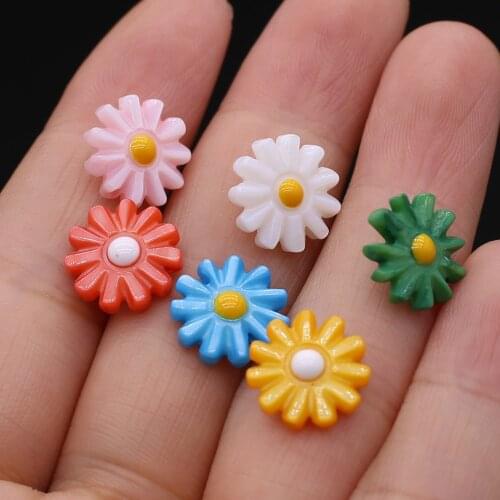 10Pcs Natural Rainbow Shell Daisy Flower Beads Mother of Pearl Loose Beads Used for DIY Making Boho Earring Necklace Jewelry