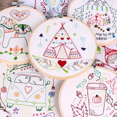 DIY cloth novice European embroidery flower material bag kit needle and thread set simple stroke cartoon. Present embroidered ba