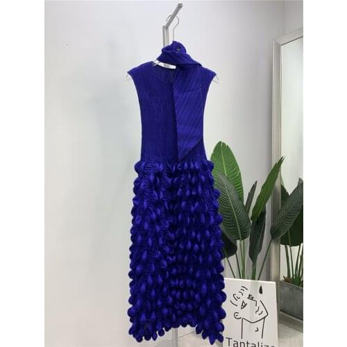 2021 Summer sleeveless flower bud dress Miyake Pleated New women High fashion Long overall dress with Scarf aesthetic clothes