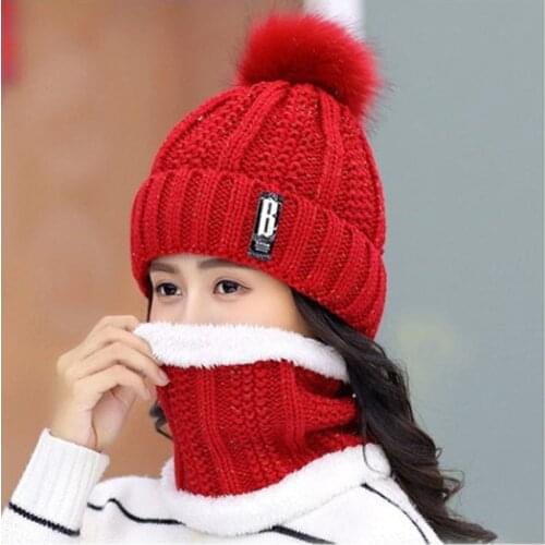 ZHHYING Women's Hats With Pompoms