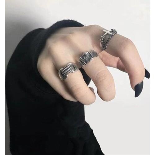 Vintage Cross Chain Ring Gothic Kpop Punk Open Ring Design Simple Finger Rings for Women Men Party Fashion Jewelry Gifts