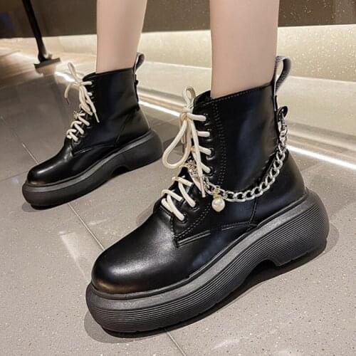 Ins Brand Design Shoes Women Boots 2021 Autumn Winter Fashion Platform Booties Martin Boots Women Warm Thick Heels Casual Shoes