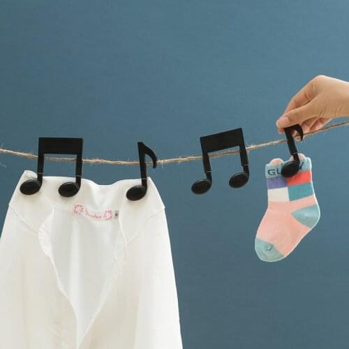 DSTVLF Clothes Hangers
