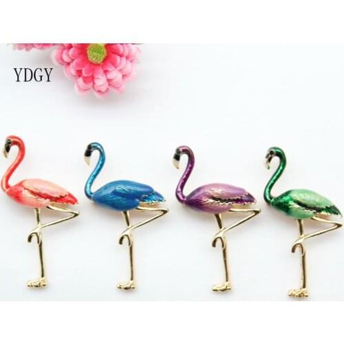 YDGY Cute Enamel Flamingo Brooches Unisex Women and Men Brooch Pin Bird Animal Broches Fashion Dress Coat Accessories