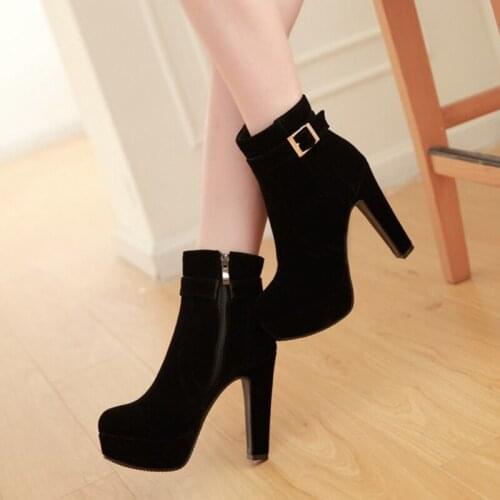 Autumn and winter sexy platform womens shoes with suede and black ankle boots Fashion Joker Martin boots womens boots