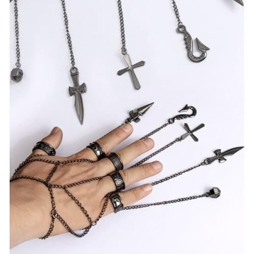 High Quality Cartoon Hunter X Hunter Kurapika Cosplay Costume Prop Metal Ring Accessories Alloy Fashion Pendant Chain Fingerring