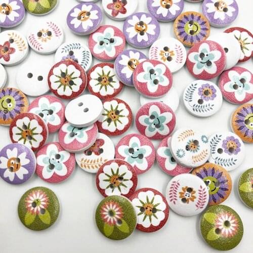 100 pcs Sunflowers 2 Holes Wood Buttons Craft Scrapbooking Sewing Clothing Accessories 15mm Buttons Painted Sewing Crafts WB692