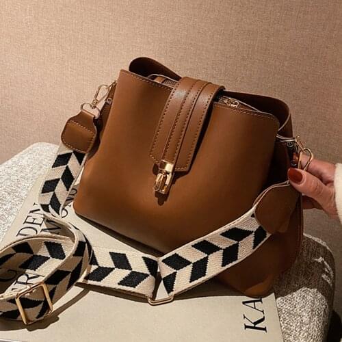 Simple Pu Leather Bucket Bags Crossbody Bags for Women 2021 Designer Black Shoulder Bag Solid Color Womens Handbags Brand Purse