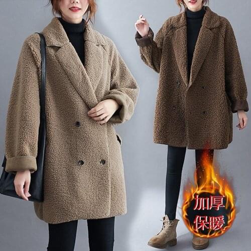 Extra Large Woolen Coat Female Winter Faux Lamb Fur Jacket Vintage Casual Loose Warm Furry Overcoat Notched Mujer Abrigos y916