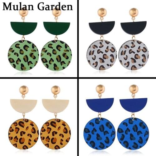 M&G New Pu Leather Leopard Copper Needle Earrings Half Month Pendant Fashion Elegant Statement Earring Jewelry Women Accessories