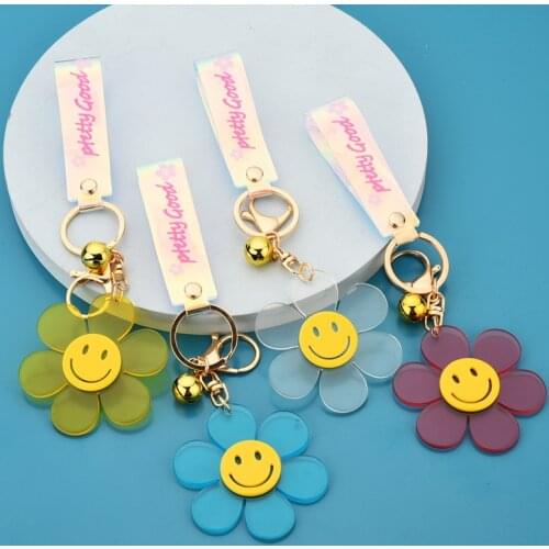 Creative Acrylic Sunflower Personality Keychain Fashion Trend Cute Smiley Charm Keychain Student Schoolbag Mobile Phone Keychain