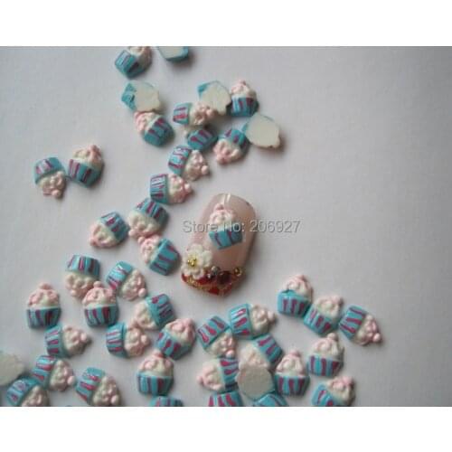 RC74-5 30pcs Cute Cupcake Shape Nail Resin Decoration Outlooking