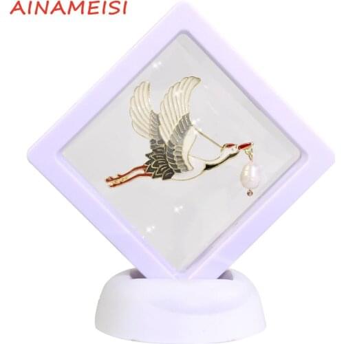 AINAMEISI Boxed Classic Swallow Shape Vivid Cute Brooch Pin Gold Enamel Metal Scarf Pin Men And Women Clothing Accessories Jewel