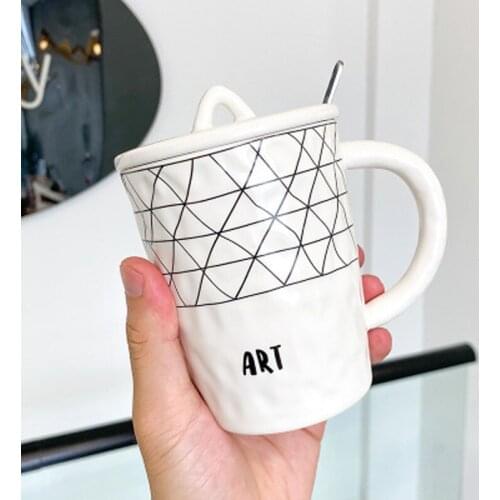 Mug Creative Ceramic Mug Cup With Lid Spoon Personality Trend Couple Milk For Men And Women Coffee Cup Milk Tea Cup B20091